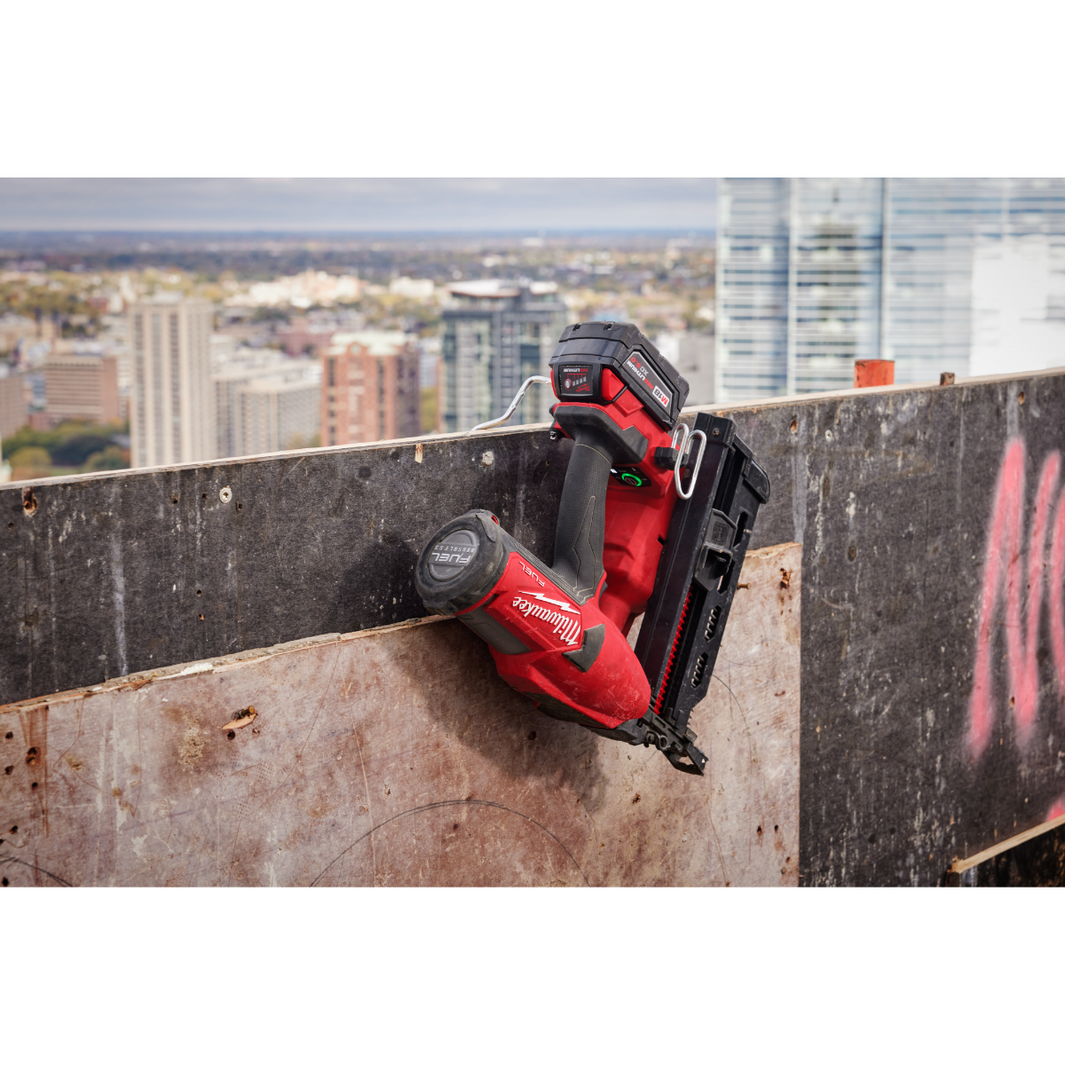 Milwaukee 2844-21 M18 Fuel Duplex Nailer Kit with belt & rafter hook