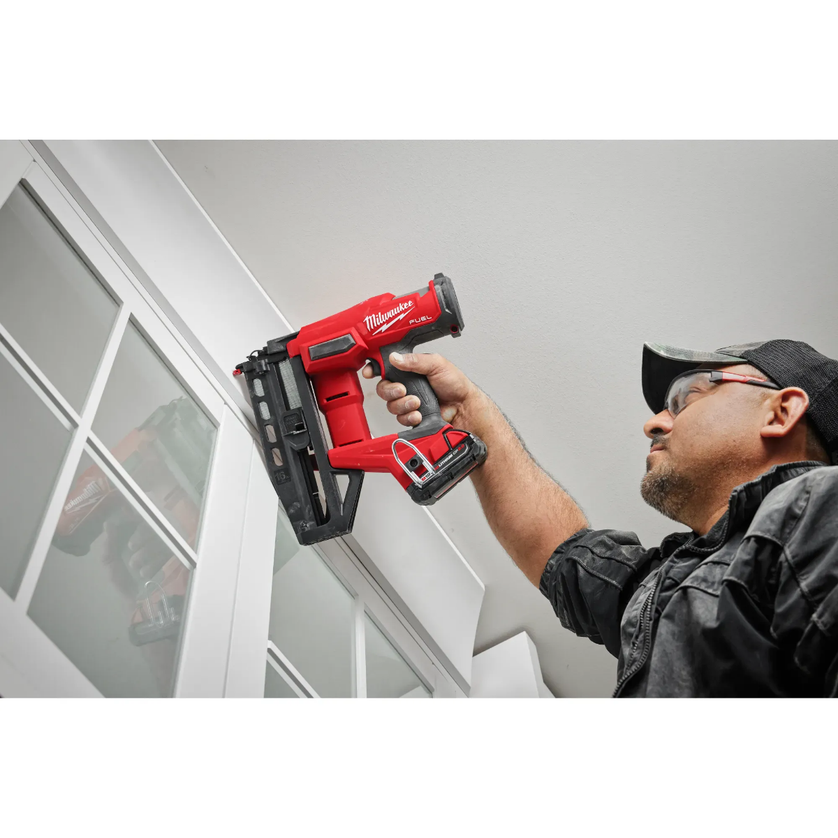 Milwaukee 3020-20 M18 Fuel 16 Gauge Straight Finish Nailer w/ Out Battery in use