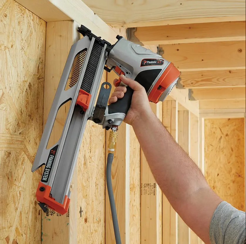Paslode F350-21 Round Head Framing Nailer, 2" to 3-1/2" lifestyle professional contractor