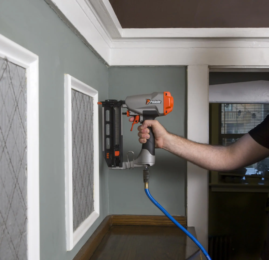Paslode T250S-F16P 515500 Finish Nailer in use by contractor
