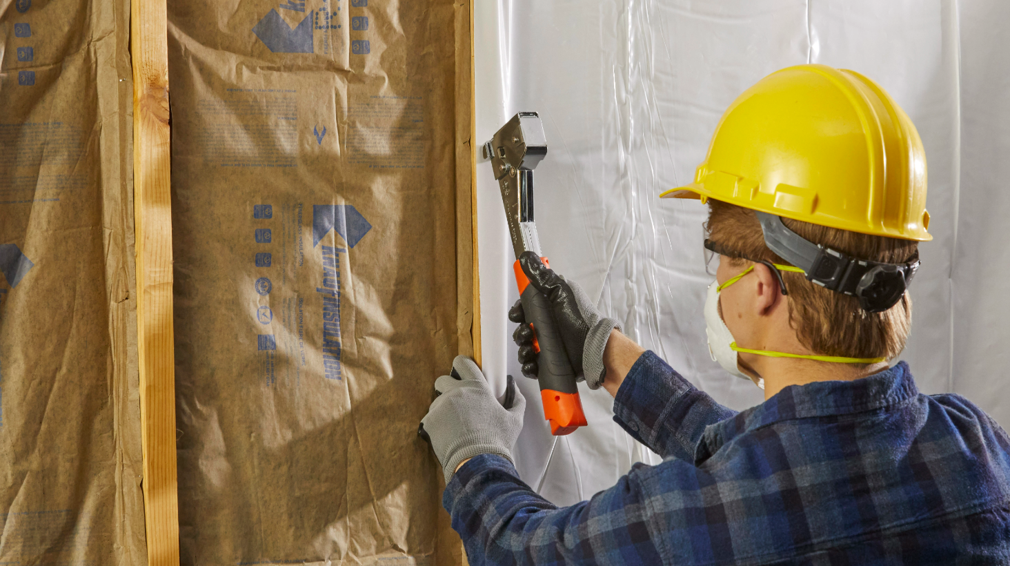 Paslode 516050 PRO-HT Pro Heavy-Duty Hammer Tacker jobsite