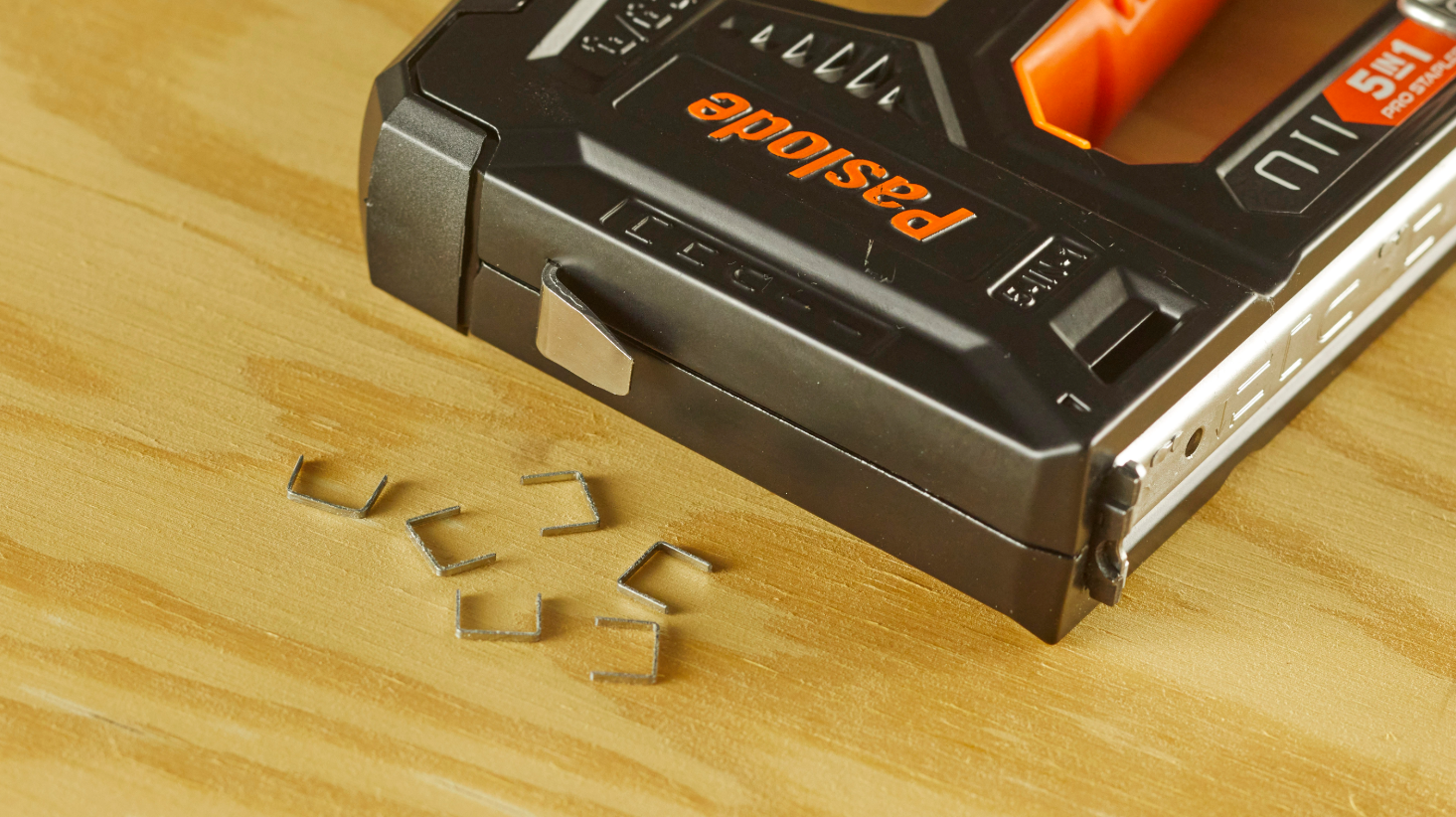 Paslode 516150 5-IN-1 Pro Manual Stapler with staples