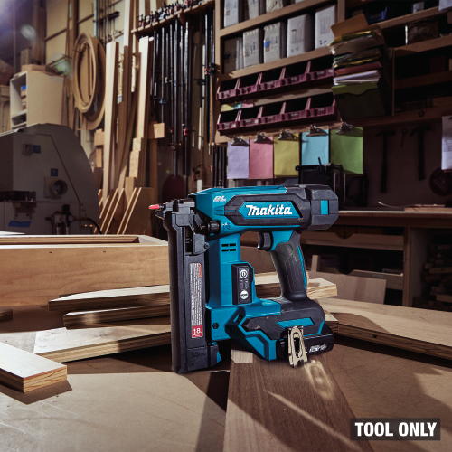 Makita XTS02Z 18V LXT Brushless 18 Gauge Narrow Crown Stapler in use 5
