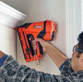 Paslode IM250A-Li2 Lithium Ion Cordless Finish Nailer 916200 lfiestyle 1