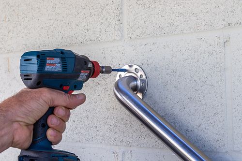 3/16” x 3 ¼“ Hex Simpson Strong-Tie TNT18314H Titen Turbo Concrete and Masonry Screw handrail