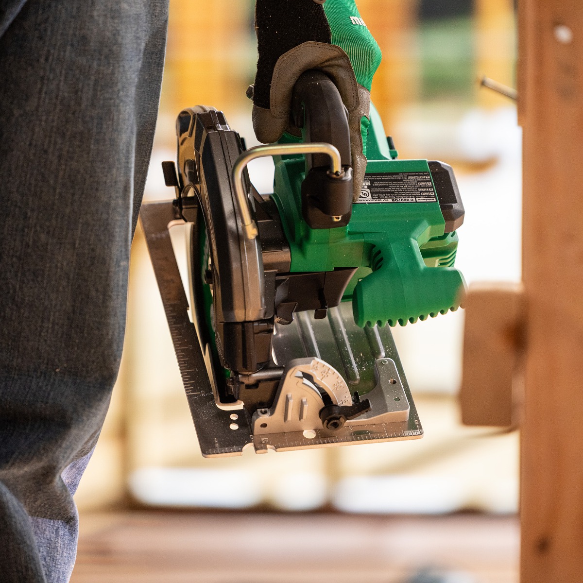 Metabo HPT C3607DB MultiVolt 36V 7-1/4” Circular Saw Kit ACTION 1