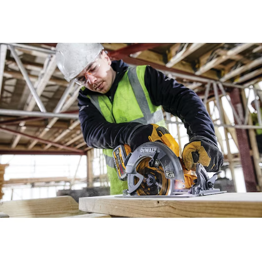 Dewalt DCS578X2 FLEXVOLT 60V MAX 7-1/4" Circular Saw w/ Electronic Brake Kit in use on jobsite