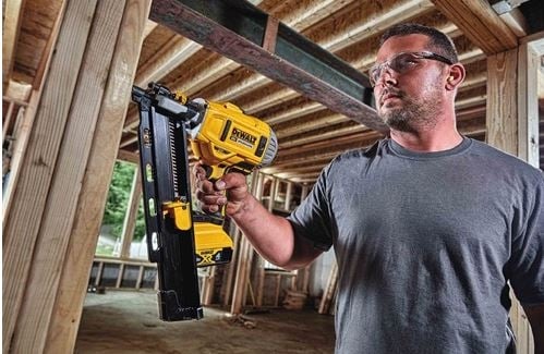 Dewalt DCN21PLB 20V MAX 21-Degree Cordless Framing Nailer In Use