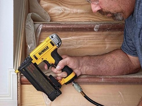 Dewalt DWFP2350K 23 Gauge Pin Nailer Using