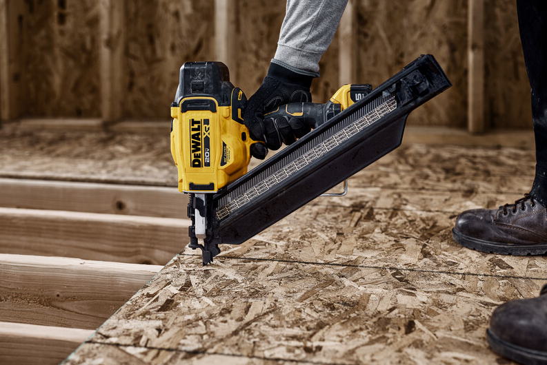 Dewalt DZN930 Cordless Framing Nailer Extended Magazine, 2" to 3-1/2" construction building job professional contractor