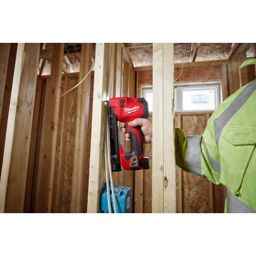 Milwaukee 2448-20 M12 Cable Stapler (Tool Only) environmental