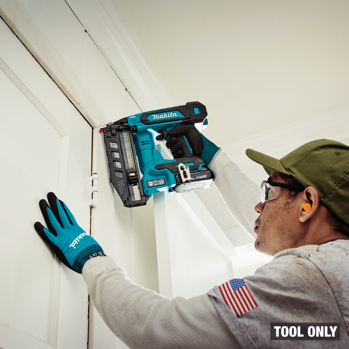 Makita XNB05Z 18V LXT Brushless 16 Gauge Straight Finish Nailer in use 1