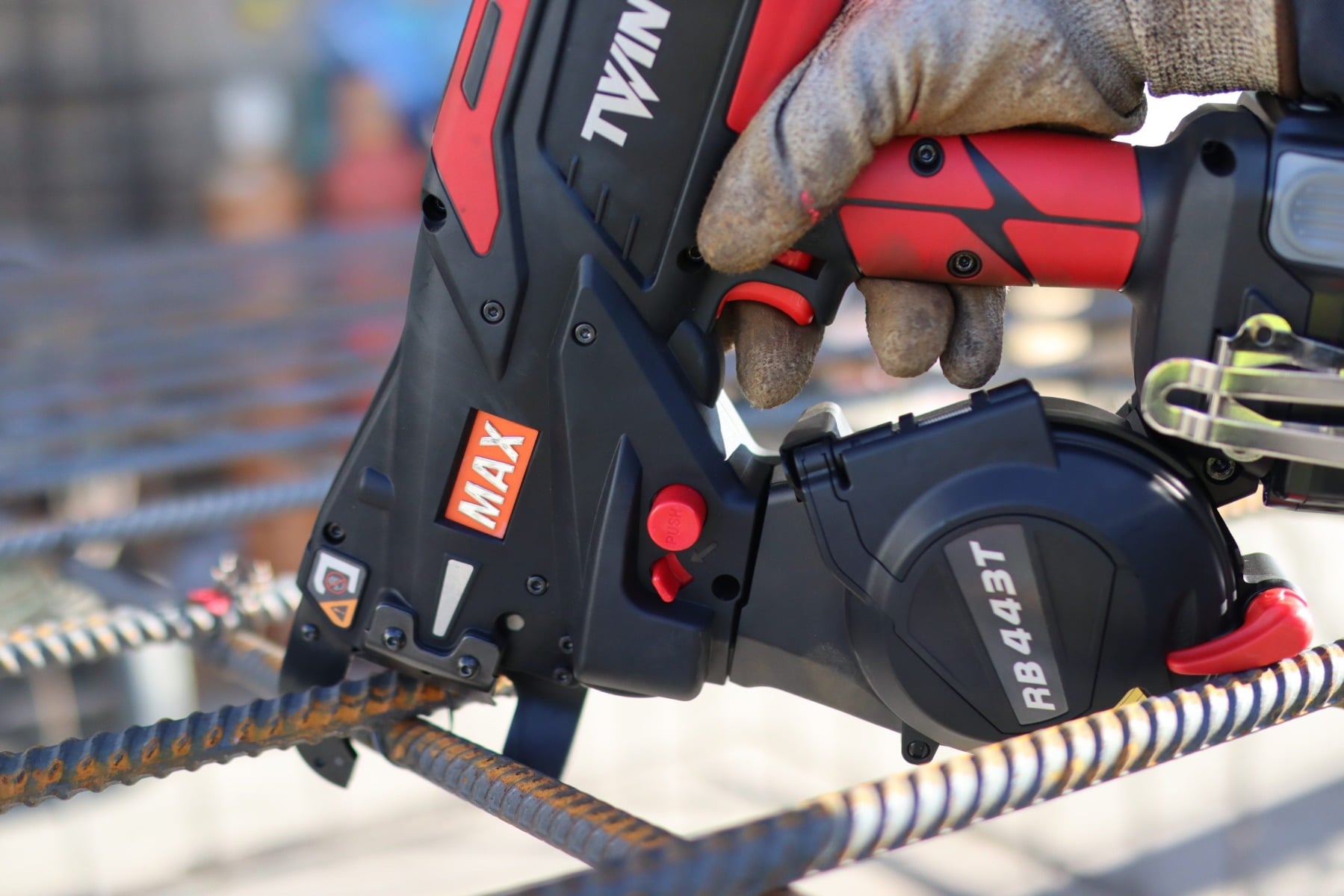 Max RB443T TwinTier Cordless Rebar Wire Tier contractor jobsite