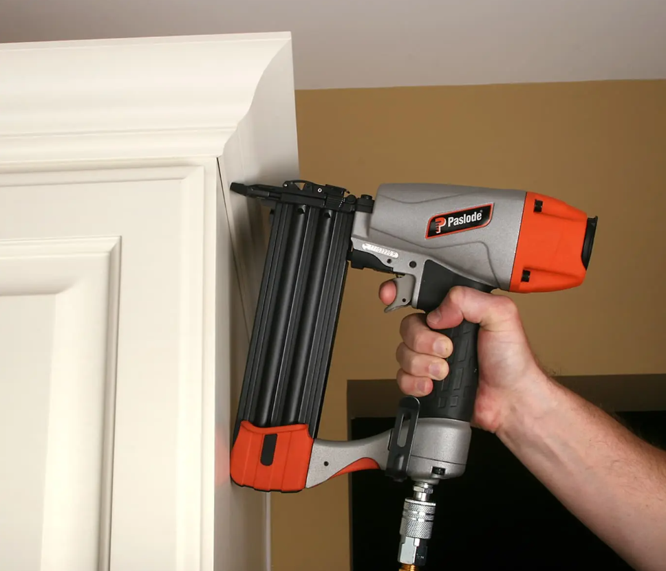 Paslode T200-F18P 515600 Pneumatic Brad Nailer professional contractor