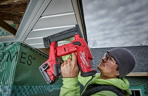 Milwaukee M18 Narrow Crown Stapler Nail Gun Milwaukee Milwaukee 18 Gauge Narrow Crown Stapler Milwaukee M18  FUEL 18-Gauge Brushless 1/