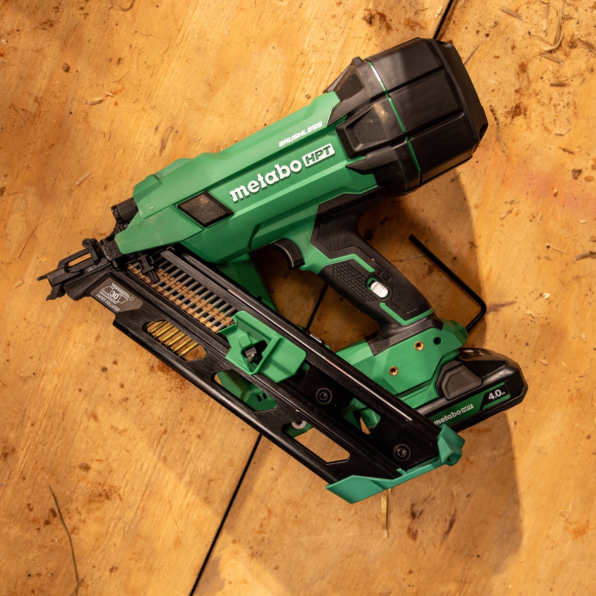 Metabo HPT NR1890DCA 18V MultiVolt Cordless 30 Degree Paper Strip Framing Nail Gun