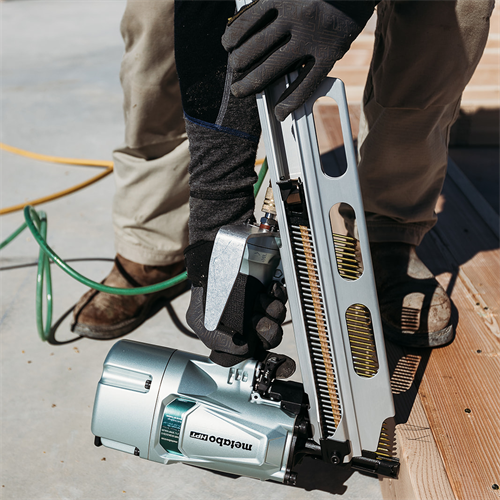 Metabo HPT NR83A5(S1)M 21-Degree Framing Nailer w/ Aluminum Magazine, 2"-3-1/4" air hose in use