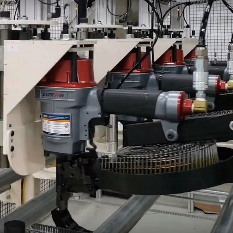 Everwin PN90PAL Machine Mounted Wire Coil Nailer in use 3