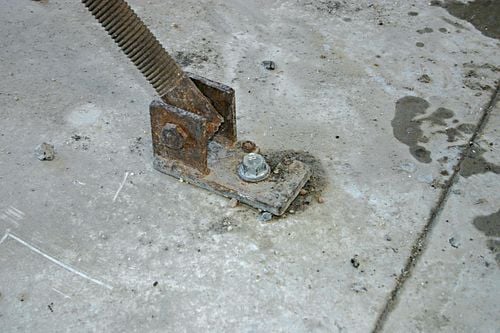 5/8” x 8” Simpson Strong-Tie THDB62800H Titen HD Heavy-Duty Concrete Masonry Screw work site