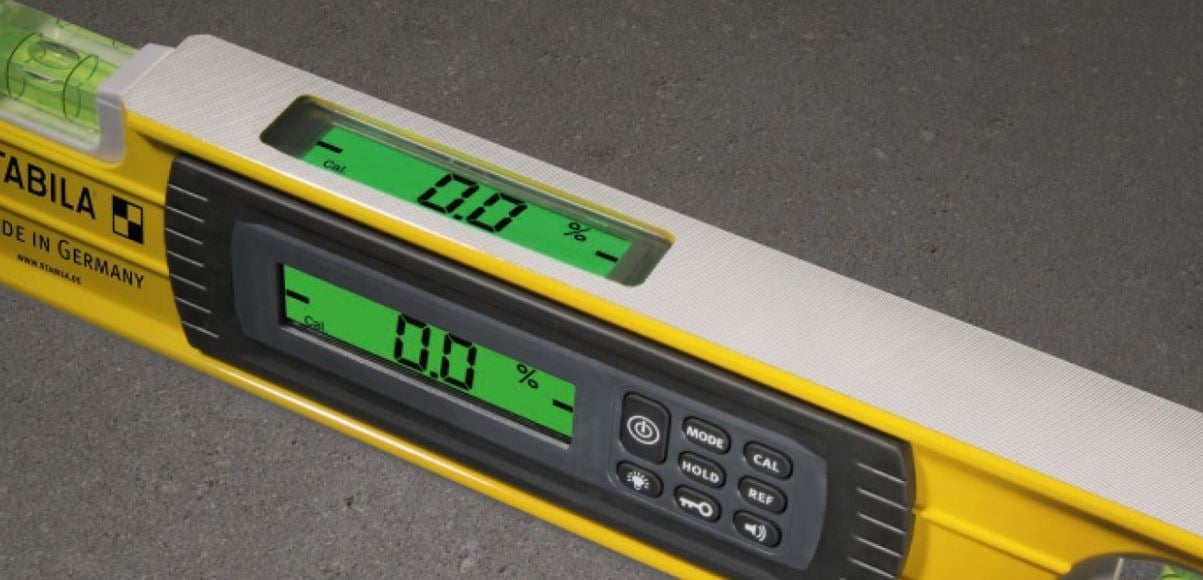 Stabila 36524 24" Type 196-2 Digital TECH Level Close