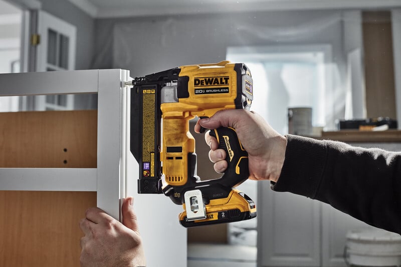 DeWalt DCN623D1 20V MAX 23 Gauge Pin Nailer 5/8" to 1-1/2" with battery in use