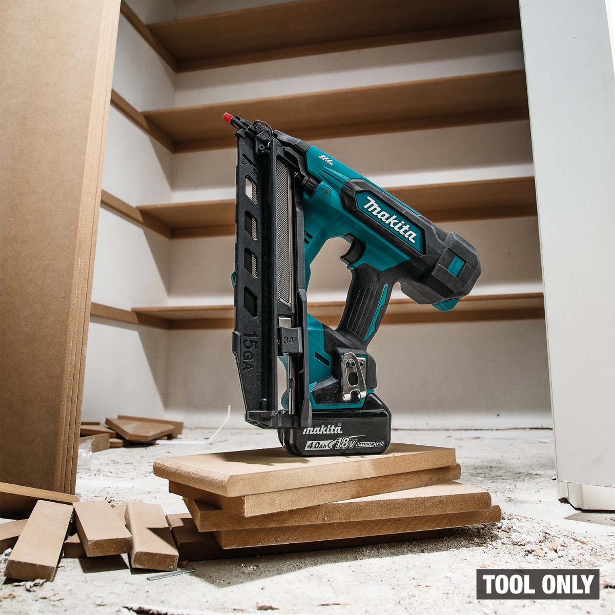 Makita XNB08Z 18V LXT Brushless 15 Gauge Angled Finish Nailer beauty shot