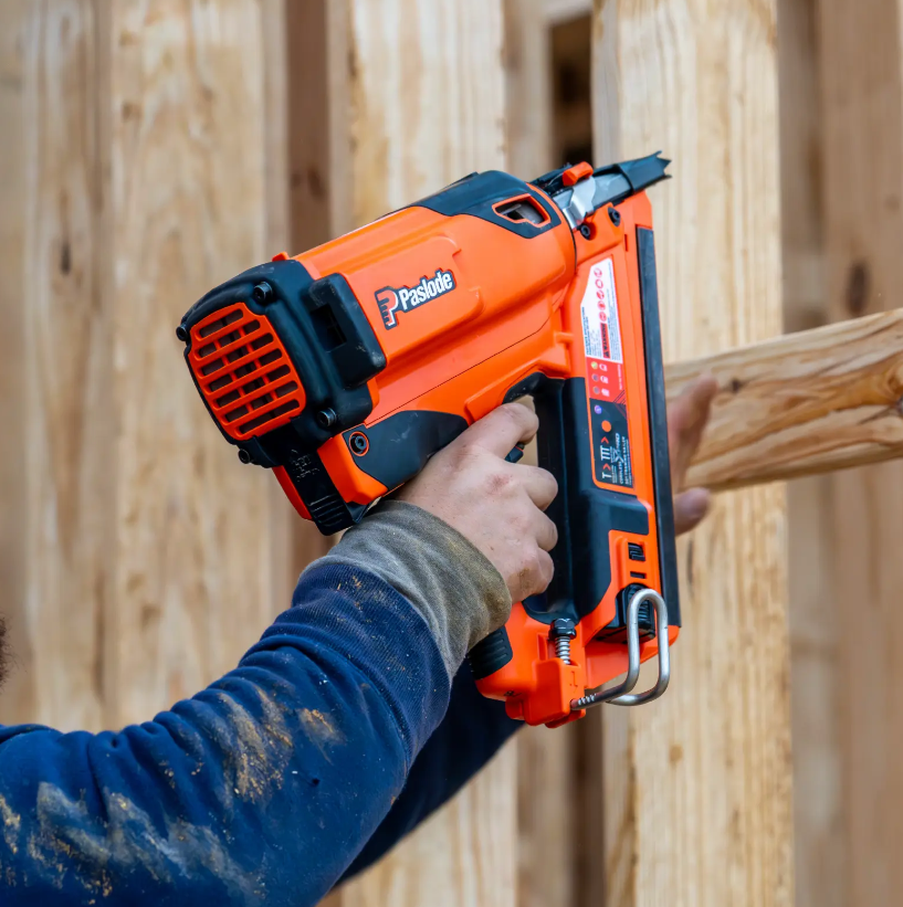 Paslode CF325XPRO24 Cordless XPro 30-Degree Framing nail gun