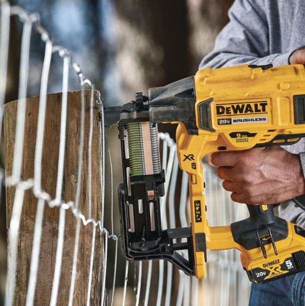 Getting to work with the Dewalt Cordless DCFS950 Fence Stapler