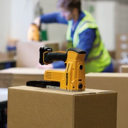 Bostitch Cordless Carton Closing Stapler