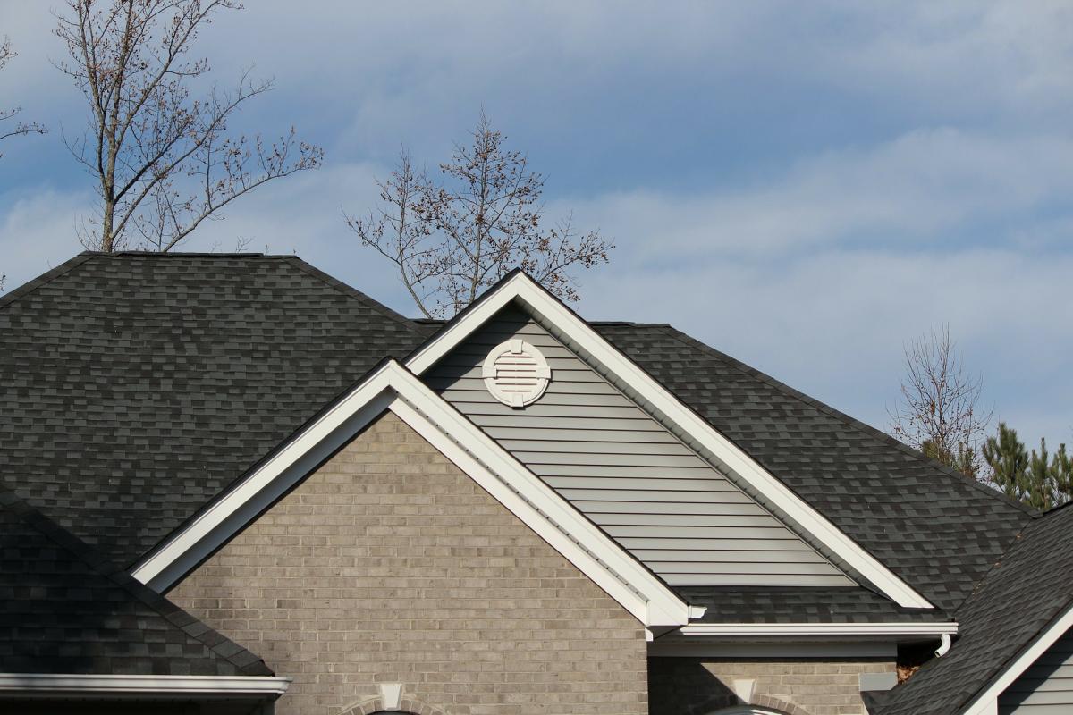 Nailing Versus Stapling For Roof Shingles